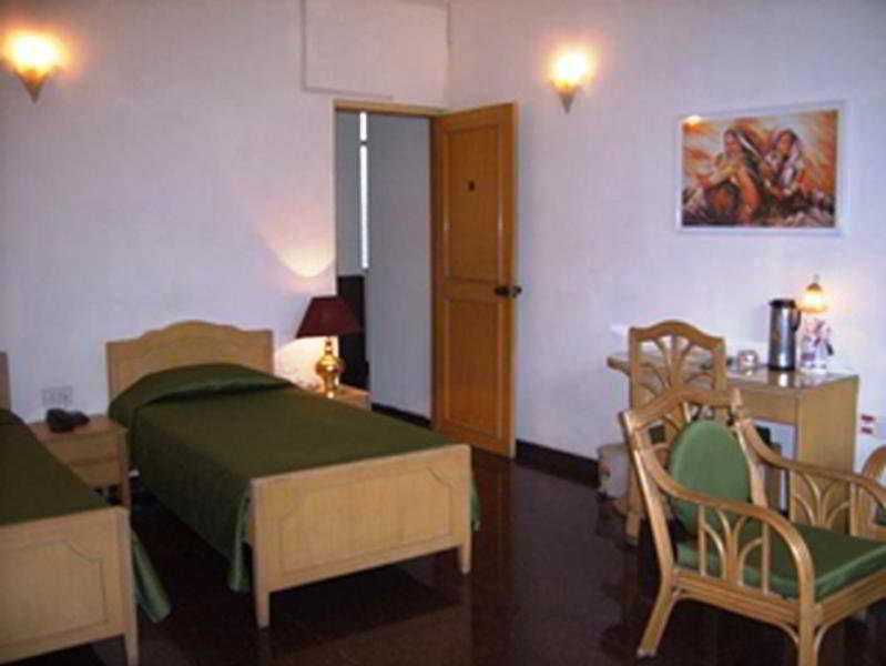 The Cottage Bombaj Zewnętrze zdjęcie